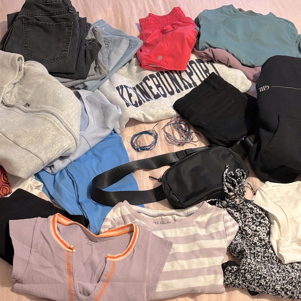 Make an offer on my listings!!